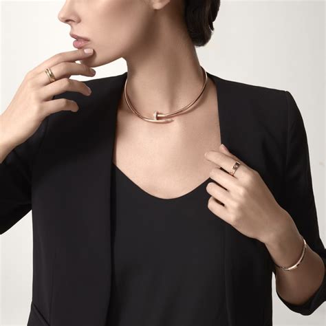 collier juste un clou cartier n7424243|Juste un Clou necklace .